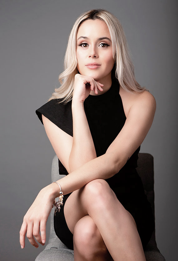 Carolina Enciso - Nuestros Profesionistas - CLAttorneys.com