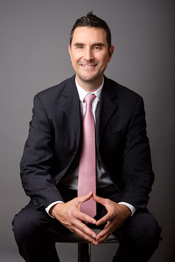 Jorge León - Nuestros Profesionistas - CLAttorneys.com